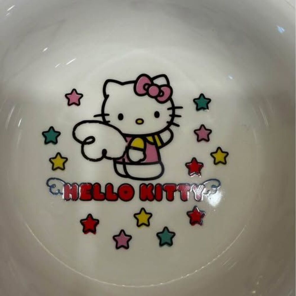 Hello Kitty Sanrio Ceramic Bowl – Pet Bowl or Kids Bowl – 2 Available